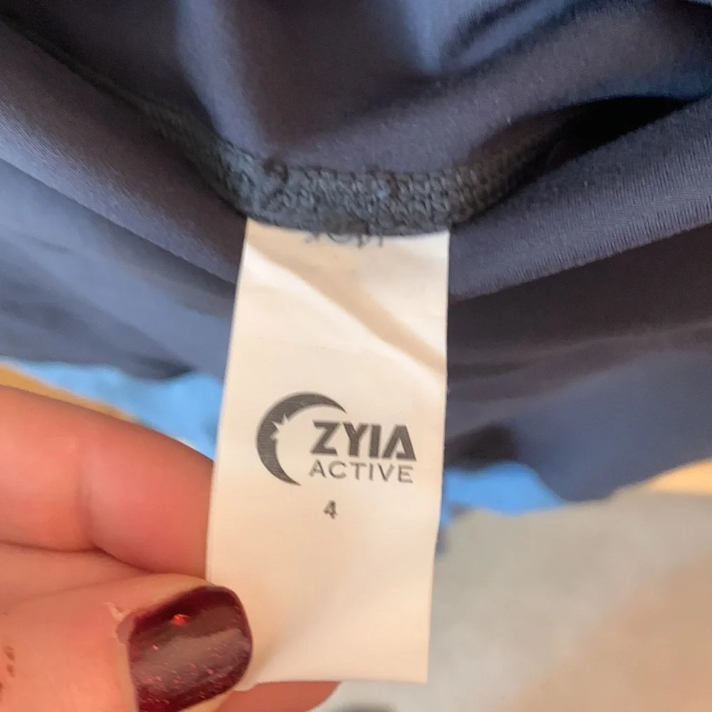 Zyia Storm Parallel Luxe High Waist Ribbed Ruched Colorblock Leggings Size 4
